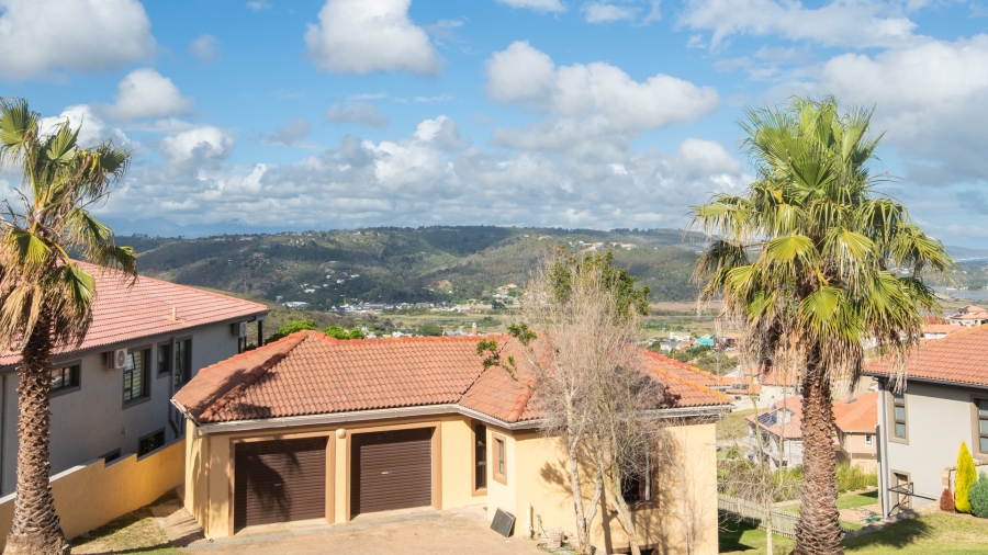 3 Bedroom Property for Sale in Bergsig Western Cape